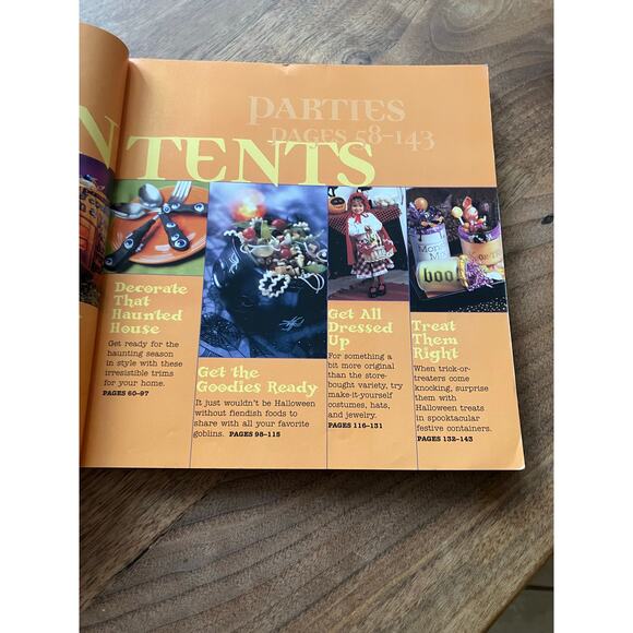 Halloween Decor Baking Book Lot Zombie Pumpkins Parties Better Homes Zombie - Picture 3 of 9